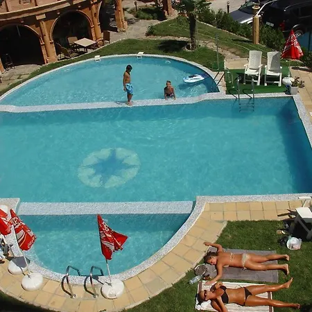 Apartman Colosseum Ii *