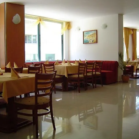 Apartman Colosseum Ii Napospart